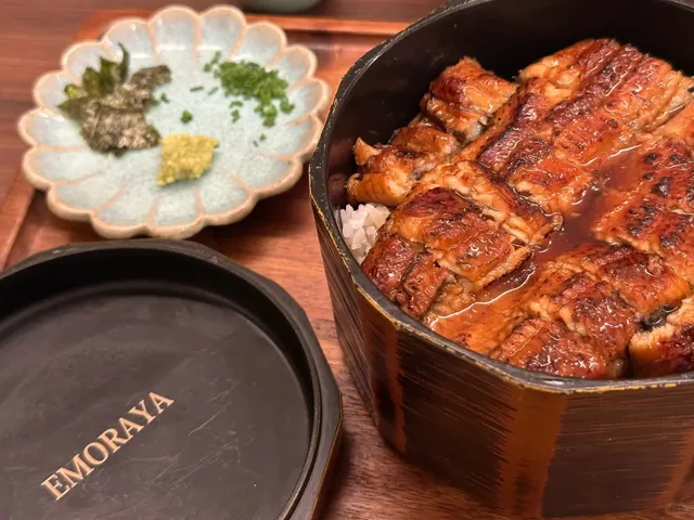 Milan Restaurant Recommendation | Emoraya 🍽️✨