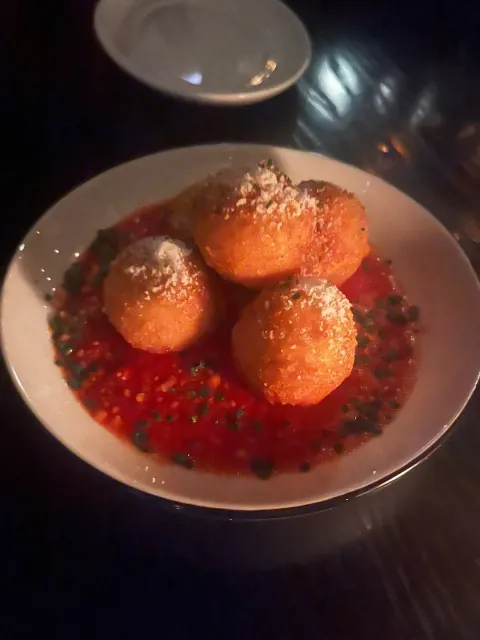 🌿 An Upscale Restaurant That Truly Lives Up to Its Name! ✨