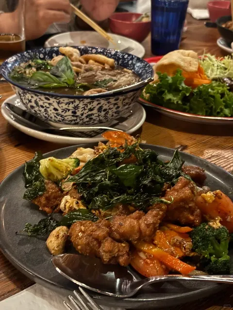 Seattle Food Diary | Kirkland Eatery | SOI Thai