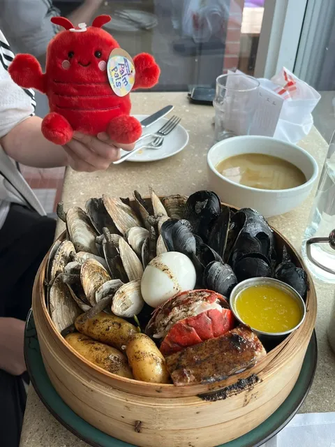 Maine | A Round-Up of Restaurant Finds 🦞🫐