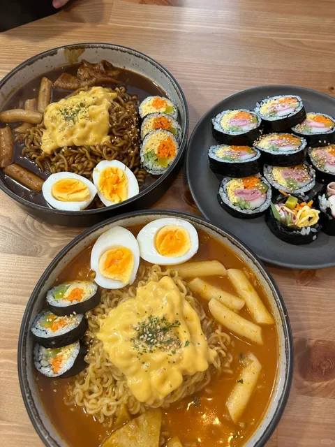 🇵🇹｜Porto - I Found the EXACT Korean Drama Food! 🍜💖