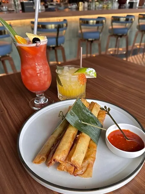 Right Here in LA — Incredibly Delicious Thai Food!! 🍧