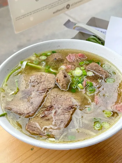 Tiramisu Coffee & Vietnamese Pho | Boston Food Review