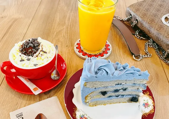 ​​🇫🇷 Toulouse| Café Bong: A Vietnamese Twist on French Café Culture!