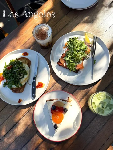 LA Brunch | Gorgeous Sunlit Treehouse Vibes 🏕️✨  