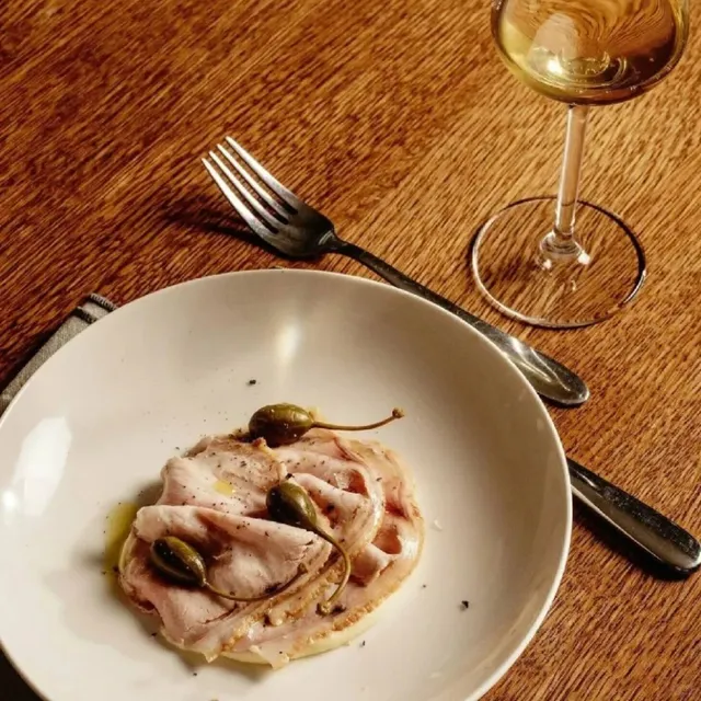 5 MUST-TRY Restaurants in Dublin (Foodie-Approved!) 🍽️✨