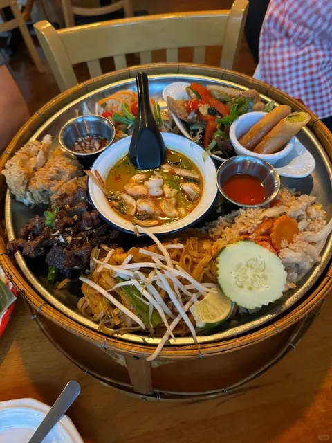 🇺🇸 Madison | Monsoon Siam Experience 🍛