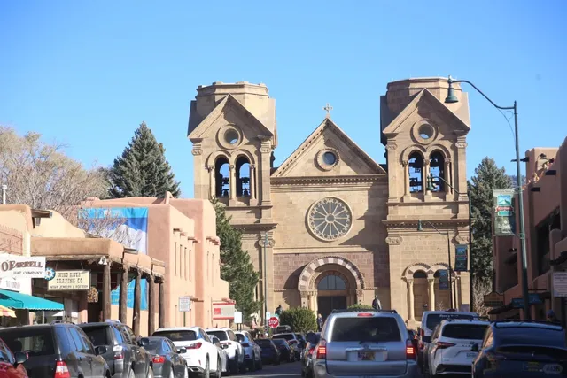 🇺🇸 Travel Guide: ABQ & Santa Fe Day Trips 🗺️