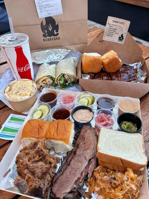 🇺🇸 $24.99 American BBQ Right Under My Office in LA! 🤯🔥