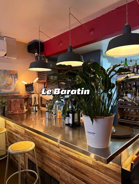 🇫🇷 A Hidden French Gem Where You Can "Practice French" (Kinda) 😉  