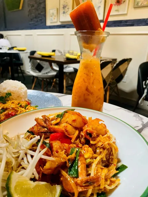 Kin Kitchen – A Feast of Fresh Seafood & Creative Drinks