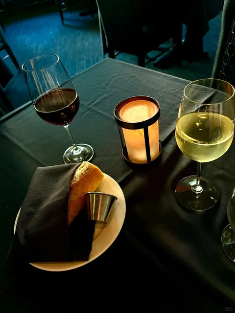 Char Steak & Lounge – Rochester Steakhouse 🥩✨