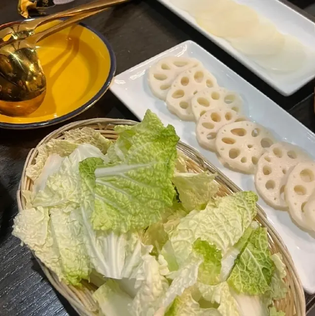 🍜 Yoka Kitchen - Pittsburgh's Cozy Home-Style Chinese Escape! 🥢