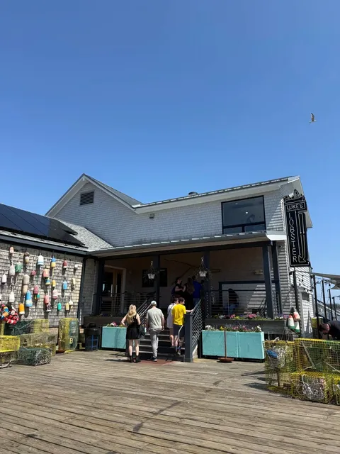 🦞 Portland, Maine: A Foodie’s Lobster Pilgrimage 🚗🌊