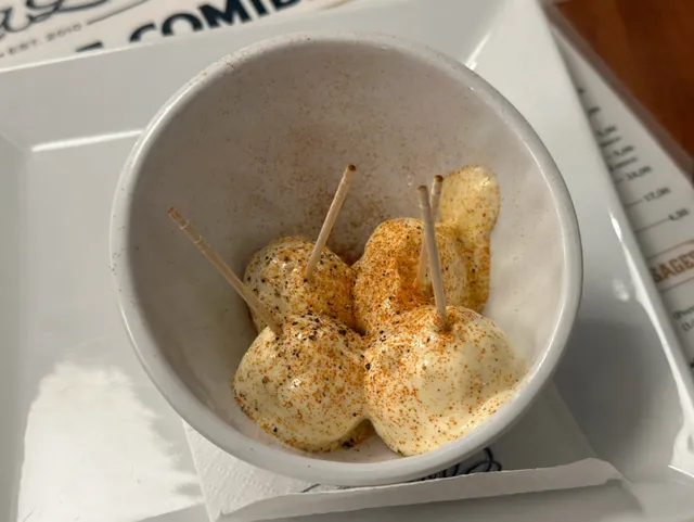 Highly popular stores are not necessarily amazing