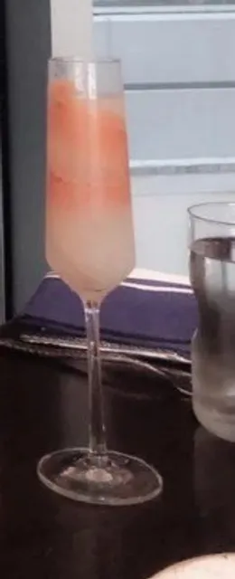 🥖 Grand Café | A Taste of Parisian Charm on Grand Avenue