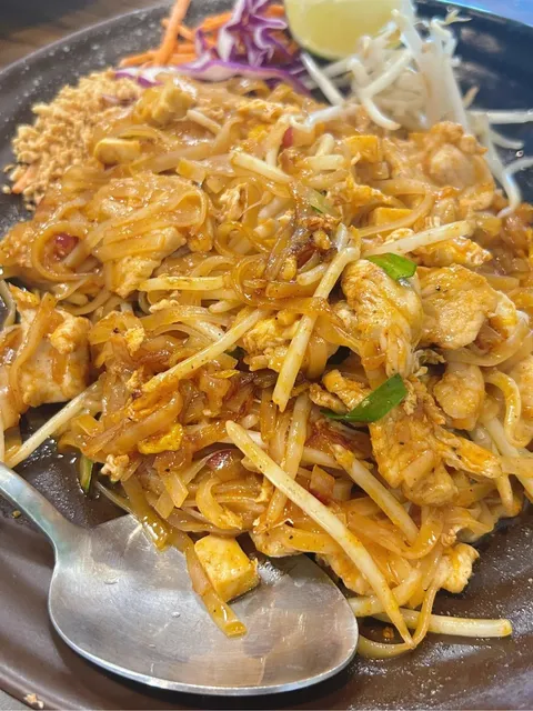 Los Angeles Food｜A Delicious Thai Spot Found in Pasadena! 🍛🌶️