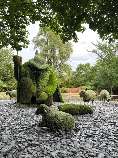 🌿 Parc Jean-Drapeau | Where Art, Music & Summer Collide! 🎨🚣♀️  