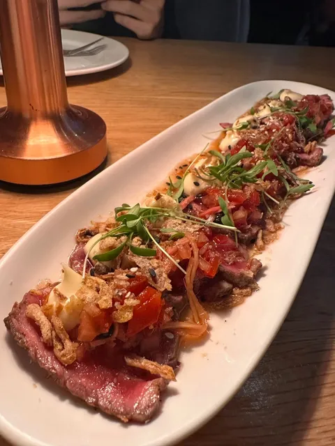 🇳🇿 Foodie Heaven in Hamilton: Gothenburg Restaurant! 🍽️✨