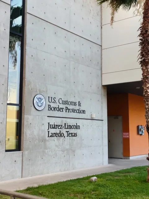 From Mexico City to Laredo, USA: Smooth Sailing for Work Visa 🇲🇽➡️🇺