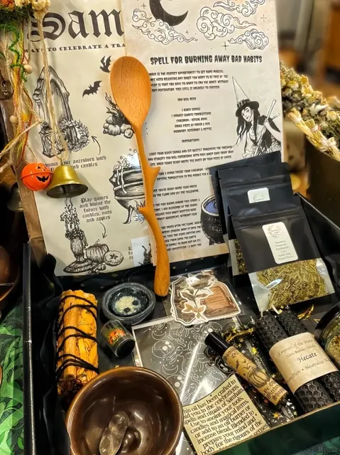 🔮 Bristol Day Trip | The Most Mystical Town in England!