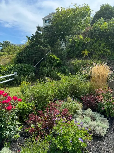 Ogunquit, ME: Maine’s Coastal Art Gem 🌊🎨