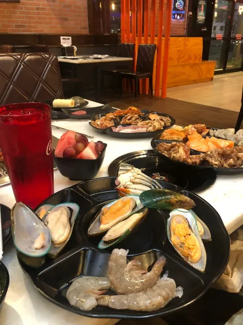 🌊 Jacksonville | Food & Beach Day with Friends! 🍜🏖️