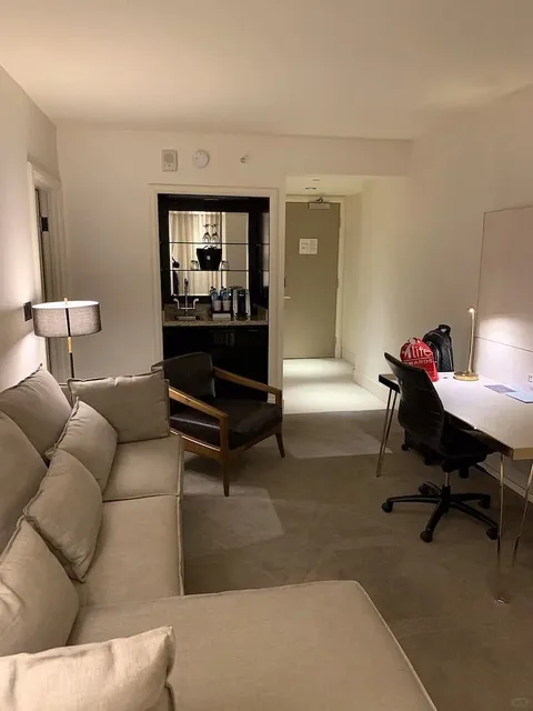 So Happy! Scored a Suite in Las Vegas Without Breaking the Bank 🥰💸