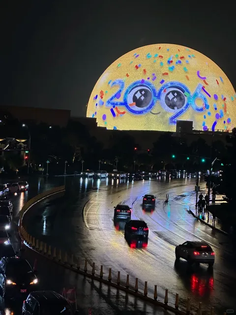 Vegas is One Giant Entertainment City 🎡✨