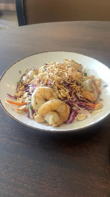 Asian Fusion Cuisine Near the Riverwalk 🥢🌆