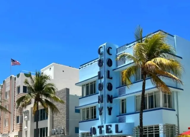 Beach Life in Miami, Florida 🌴