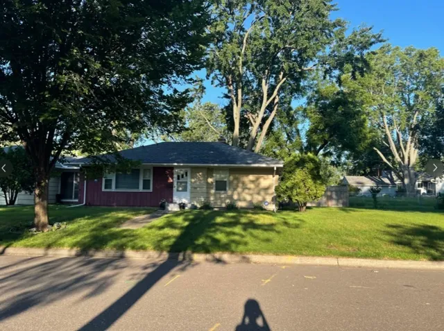 📍 Discover Richfield Clinton Ave: Your Next Charming Twin Cities Stop