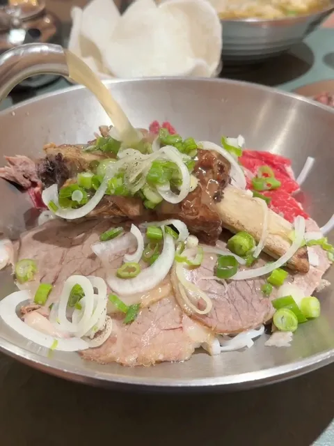 🇨🇦 A Bowl of Heartwarming Pho Comfort 🍜