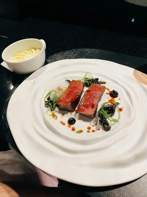 The Perfect Way to Celebrate the Season｜Michelin French Dining 