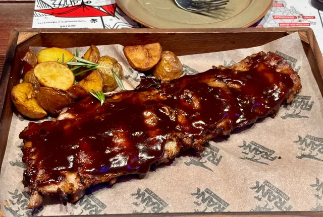 ​​Saint Petersburg’s Meat Paradise | Frank – BBQ Bliss​​ 🇷🇺🍖