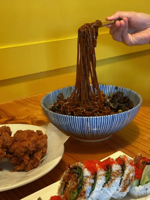 ​​Victoria Eats | Kitchen Story (Korean-Japanese Fusion) 🍜​​