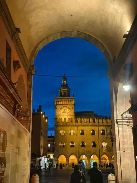 🇮🇹 Bologna's 7 Hidden Secrets: An Offbeat Adventure