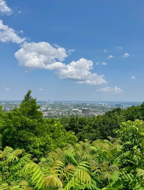 ✈️ New York → Montreal Weekend Getaway 