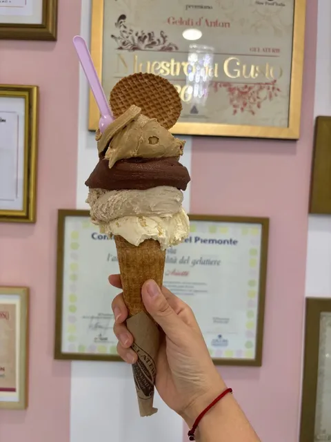 🇮🇹 Turin’s Award-Winning Gelato – Michelin-Level Magic! 🍦✨