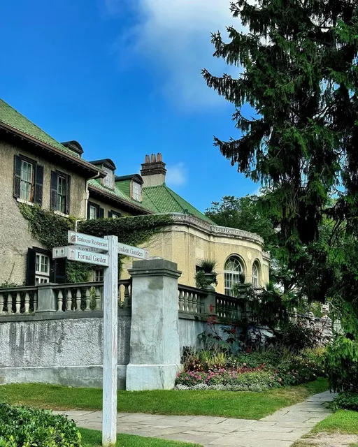 🇨🇦 ​​Oshawa's Hidden Gem: A Taste of Provence at Parkwood Estate​​ 