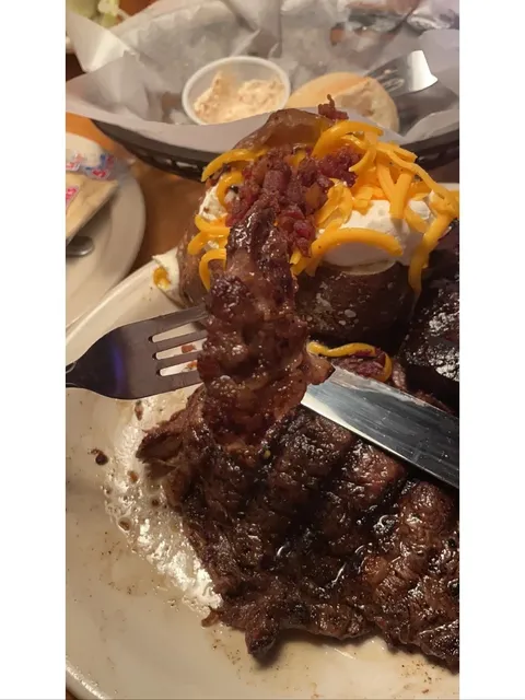 🔥 Texas Roadhouse – Popular US Steakhouse in Charlotte!