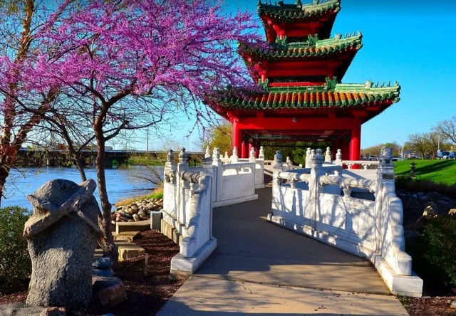 Robert D. Ray Asian Gardens is a free public 