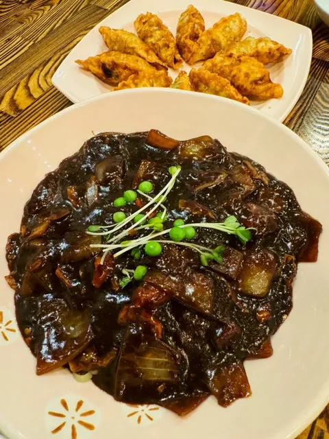 LA Ktown Noodle Spot | Jjamppong Zizon – $8.99 Jajangmyeon! 🍜💰