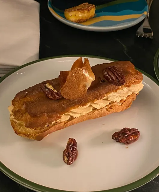 ​​Banff Fairmont Dining | Louiza– Pecan Puffs & Lake Views​​