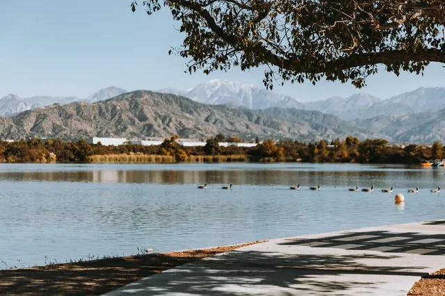 Escape to Nature｜Santa Fe Dam: A Perfect Day Out for Families 🍂🛶