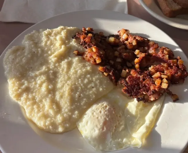  A Cozy, Reliable Breakfast Anchor in the Historic District ☕