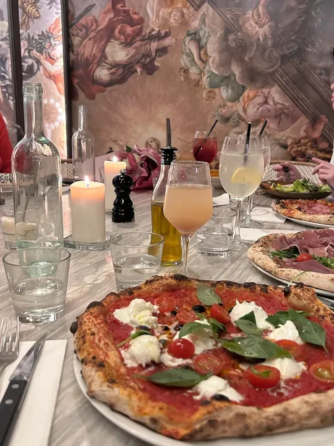 Roman Noble-Themed Italian Birthday Feast in Paris! 🎂✨  