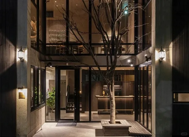 Tokyo Besties' Date at the Gorgeous Two-Michelin-Star Restaurant Crony