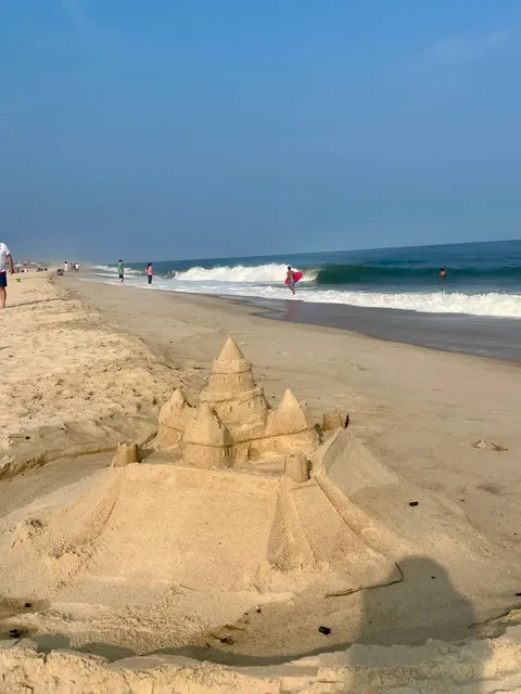 Southampton - Where Luxury Meets Kid-Friendly Chill! 🏖️✨  