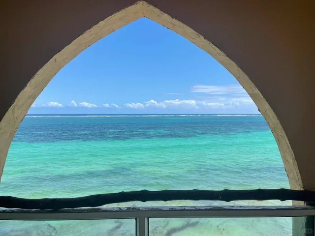 Mombasa Coastal Getaway - Kenya Free & Easy Travel Guide 🌊